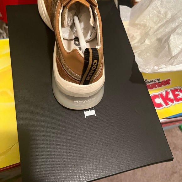 Men coach sneakers size8.5 - Picture 2 of 2